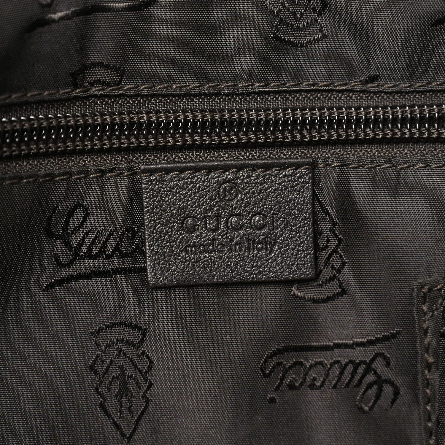 Guccissima Medium Flat Messenger Bag Black £¨ Direct shipment via from wholesalehk.shop