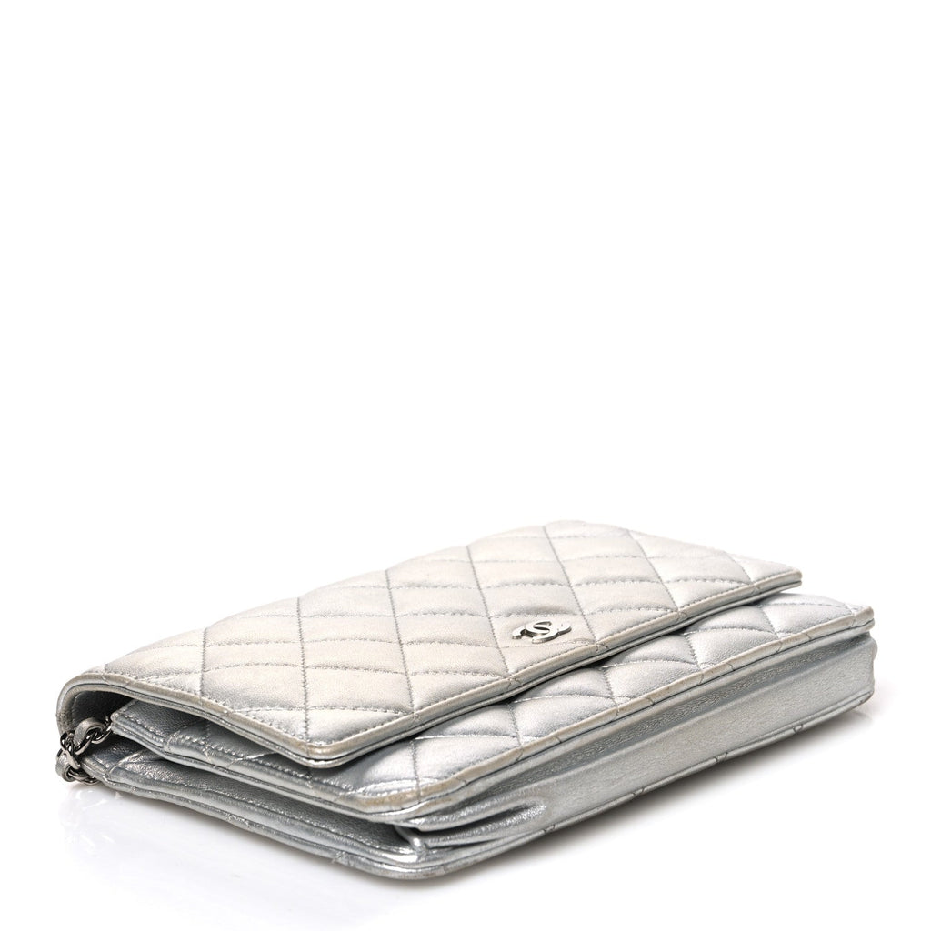 Metallic Lambskin Quilted Wallet On Chain WOC Silver wholesalehk.shop