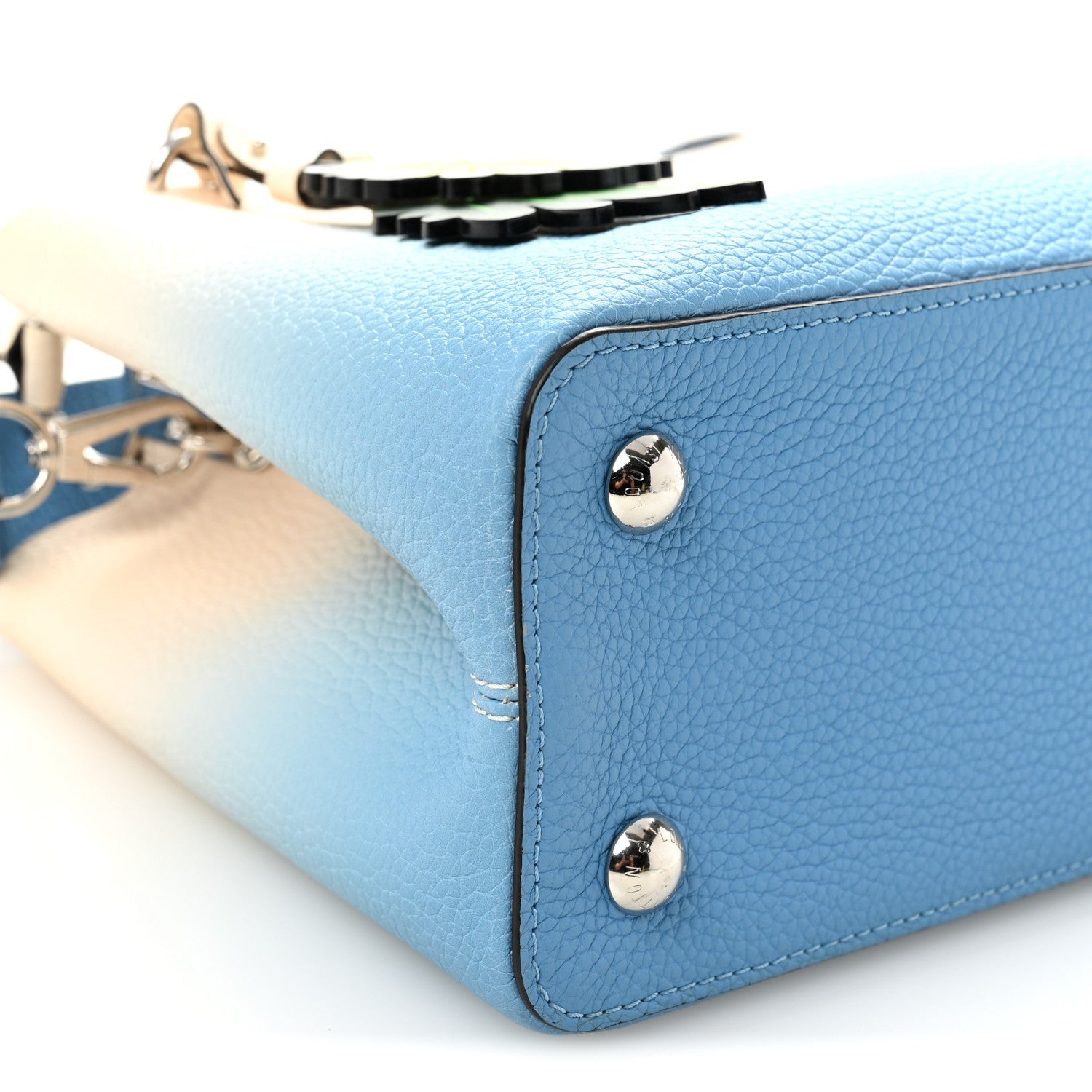 Taurillon Capucines MM Gradient Blue £¨ Direct shipment via from wholesalehk.shop