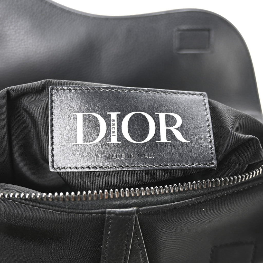 X Sacai Grained Calfskin Technical Fabric Mens Saddle Bag Black wholesalehk.shop