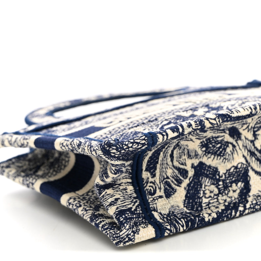 Canvas Embroidered Mini Toile De Jouy Book Tote Blue £¨ Direct shipment via from wholesalehk.shop