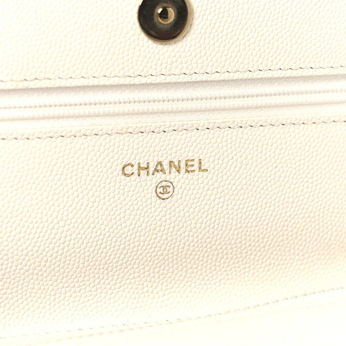 Shiny Caviar Quilted Flap Charm Wallet On Chain WOC White wholesalehk.shop