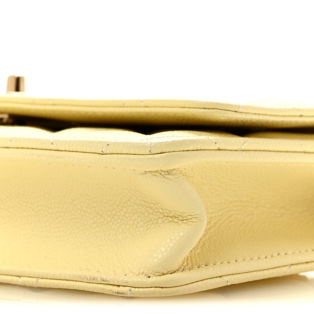 Caviar Quilted CC Turn Lock Wallet On Chain WOC Light Yellow wholesalehk.shop