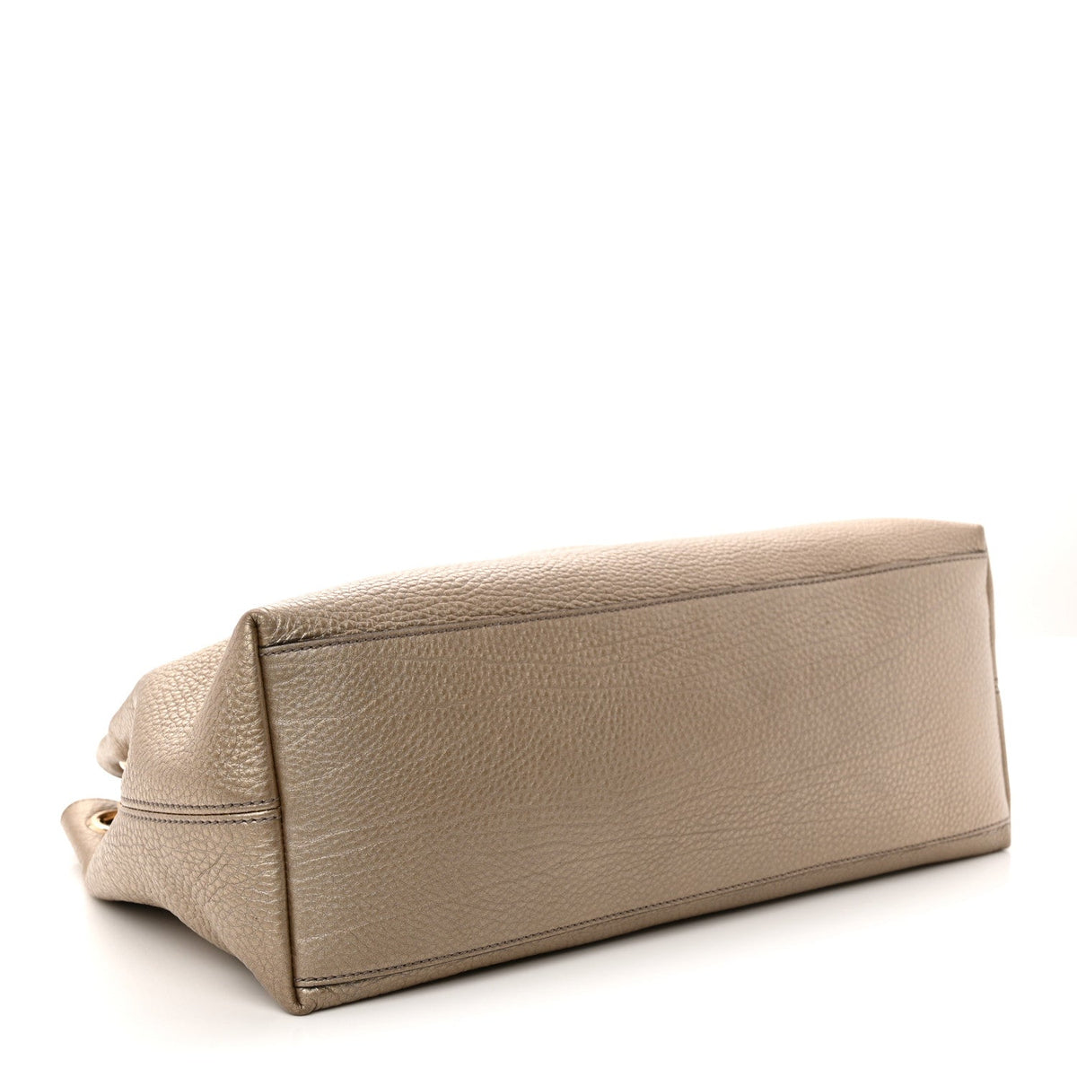 Metallic Pebbled Calfskin Medium Soho Chain Shoulder Bag Golden Beige wholesalehk.shop