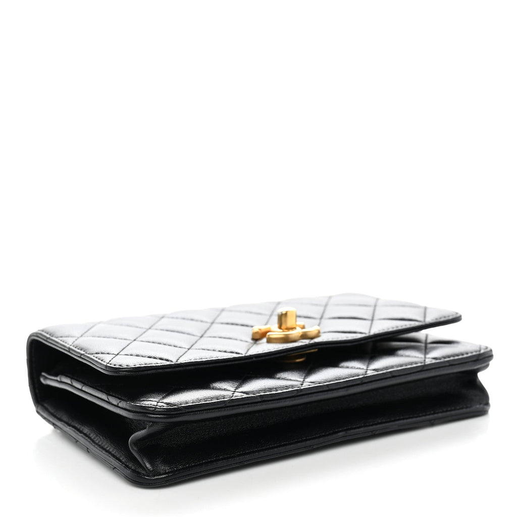 Lambskin Quilted Sweetheart Wallet On Chain WOC Black wholesalehk.shop