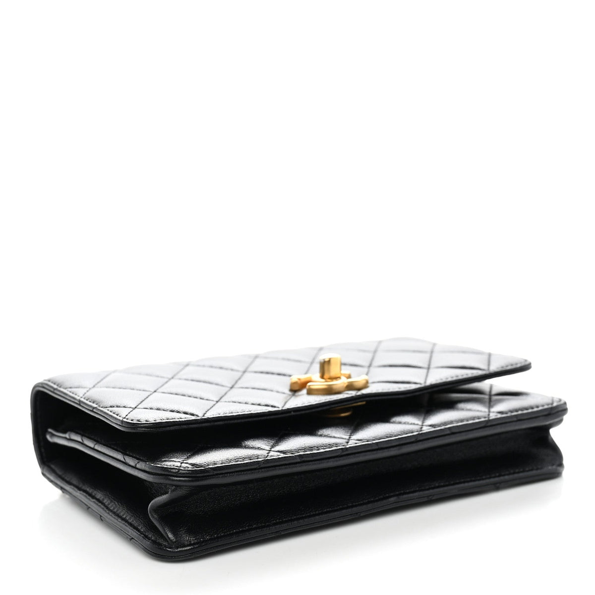 Lambskin Quilted Sweetheart Wallet On Chain WOC Black wholesalehk.shop