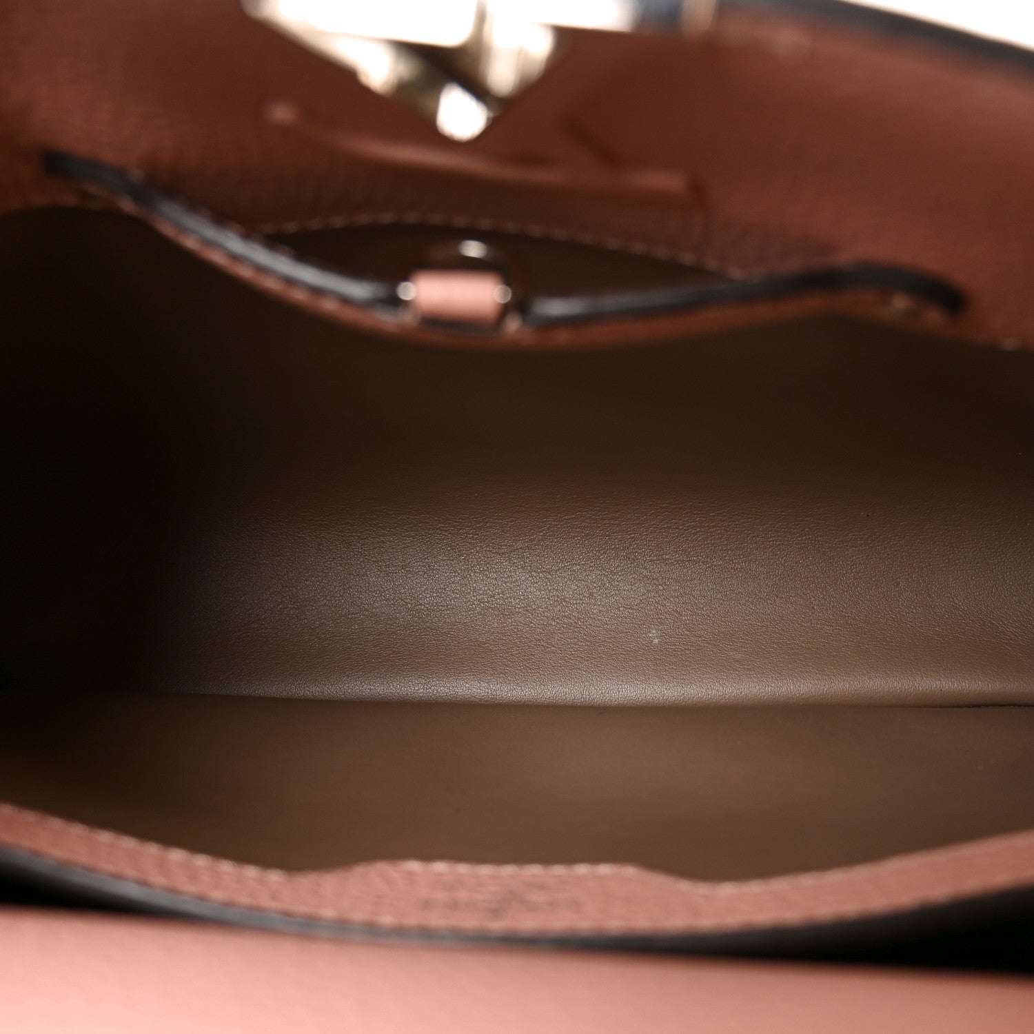 Taurillon Snakeskin Capucines PM Magnolia £¨ Direct shipment via from wholesalehk.shop
