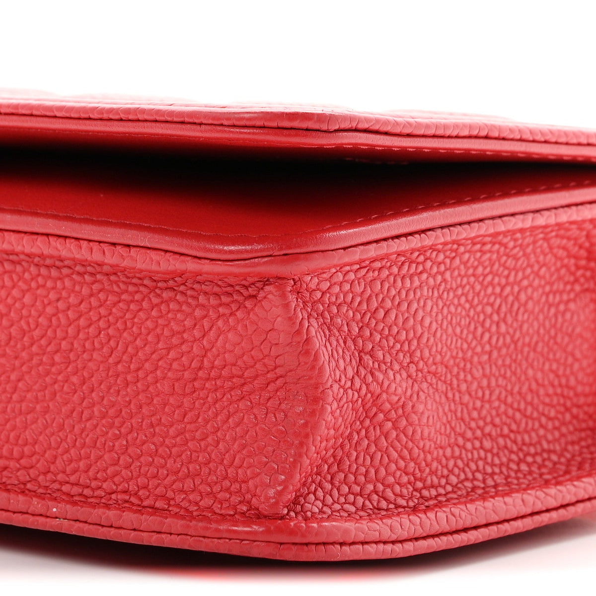 Caviar Quilted Boy Wallet On Chain WOC Red wholesalehk.shop