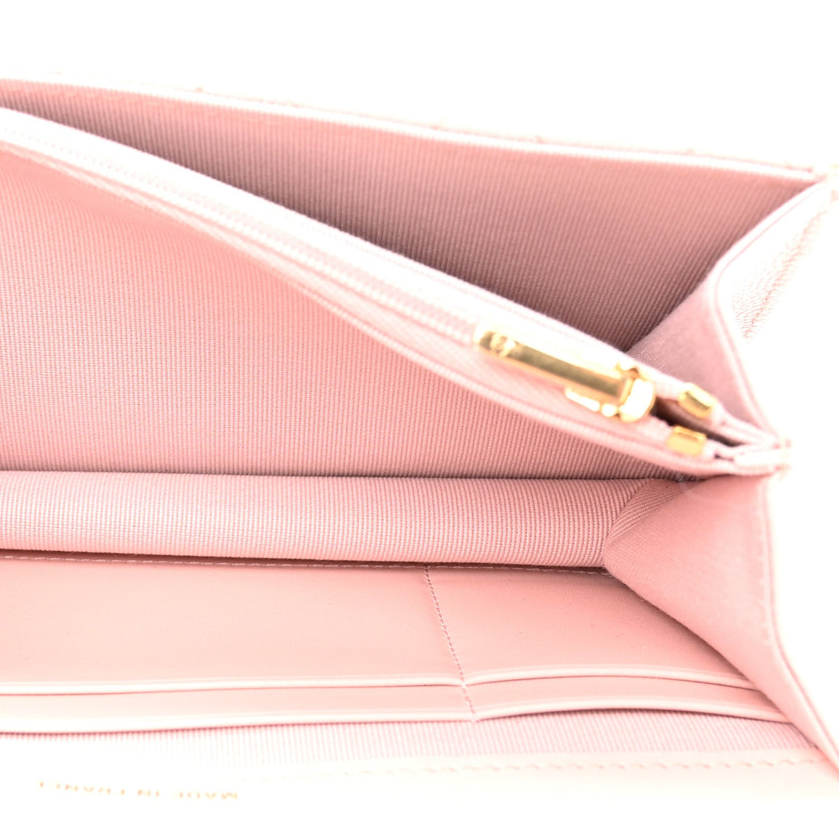 Shiny Caviar Quilted Flap Charm Wallet On Chain WOC Light Pink wholesalehk.shop