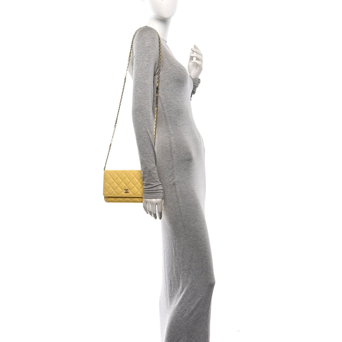 Caviar Quilted Tiny CC Wallet On Chain WOC Yellow wholesalehk.shop