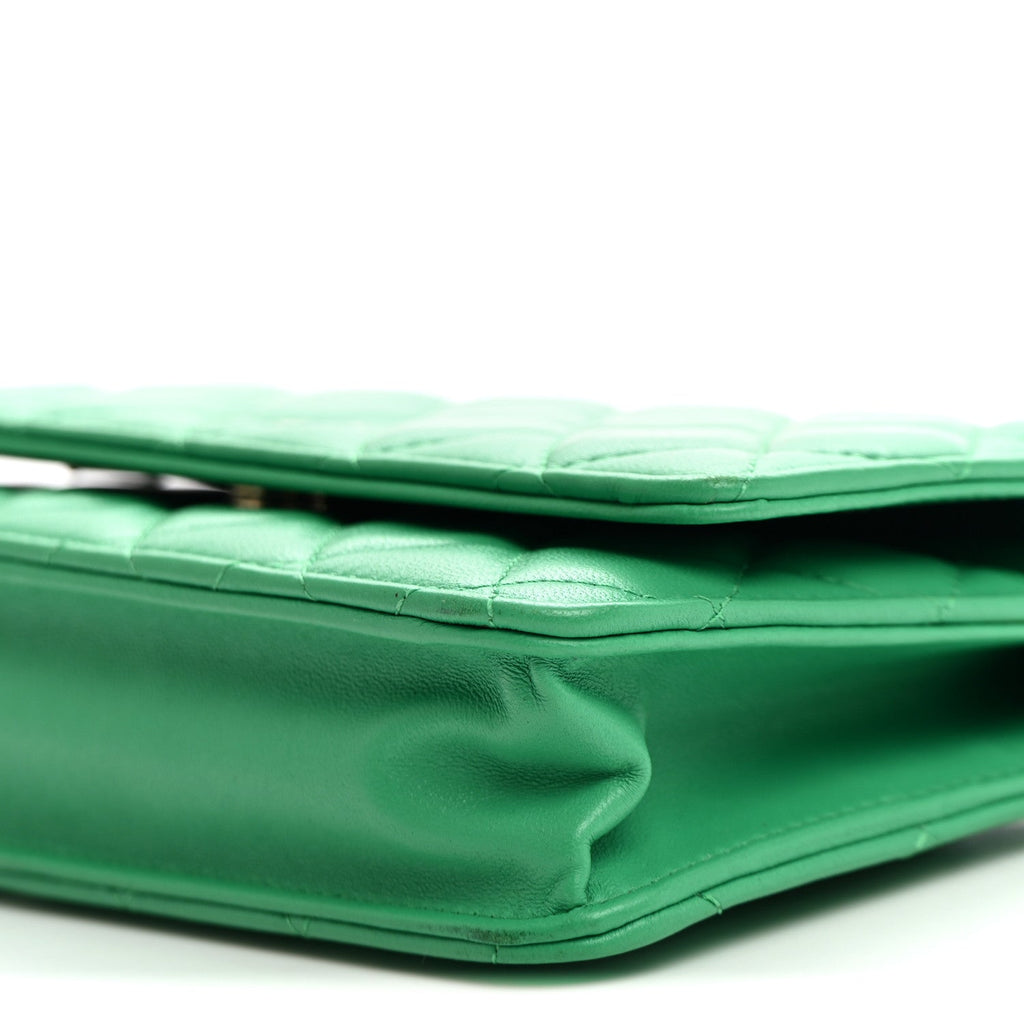 Lambskin Quilted Wallet On Chain WOC Green wholesalehk.shop