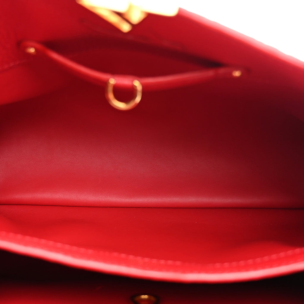Taurillon Capucines PM Rubis £¨ Direct shipment via from wholesalehk.shop