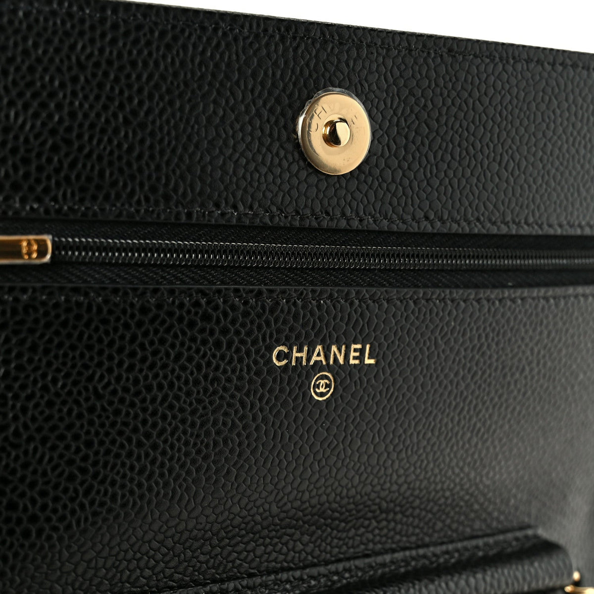 Caviar Quilted Wallet on Chain WOC Black wholesalehk.shop
