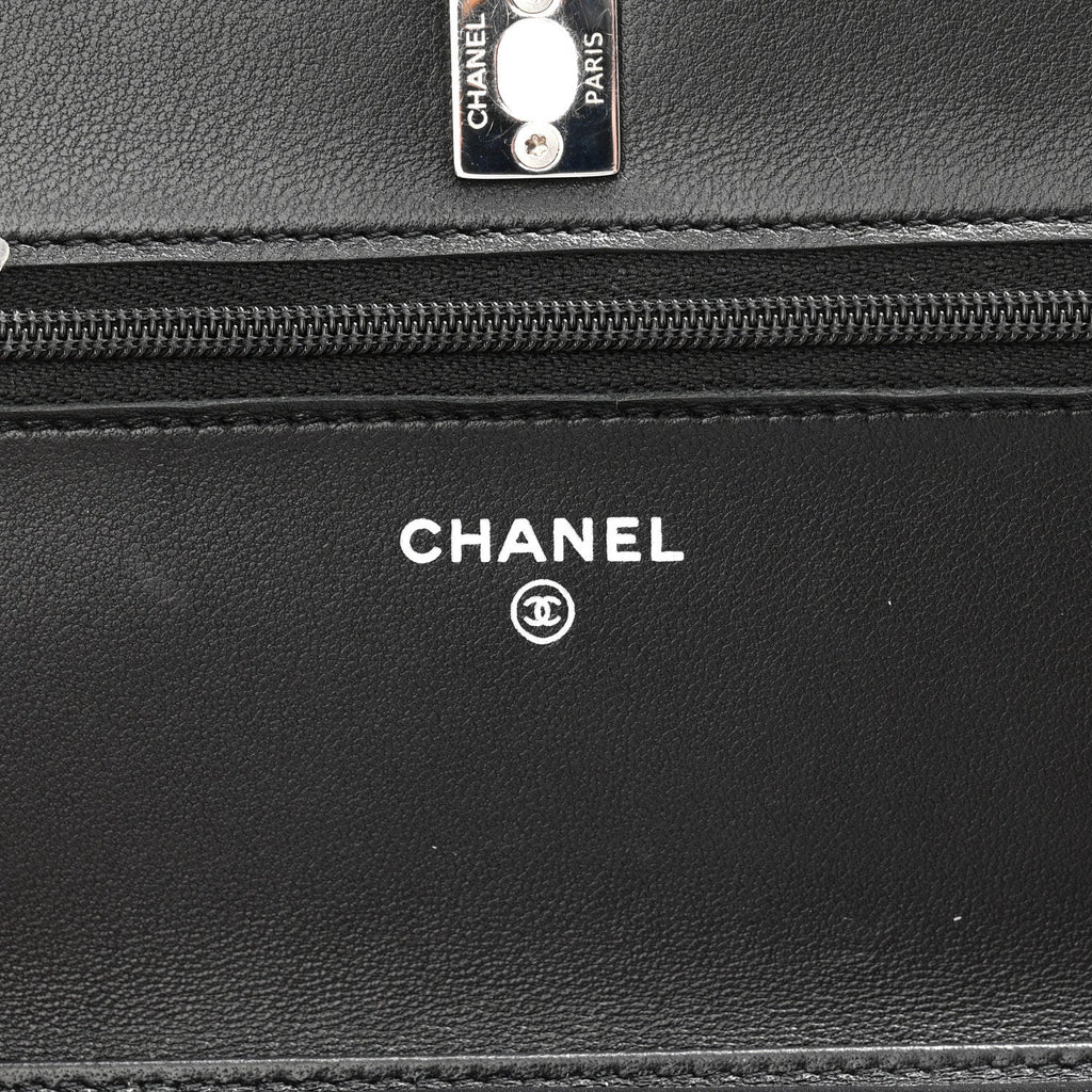 Lambskin Quilted CC Turnlock Wallet On Chain WOC Black wholesalehk.shop