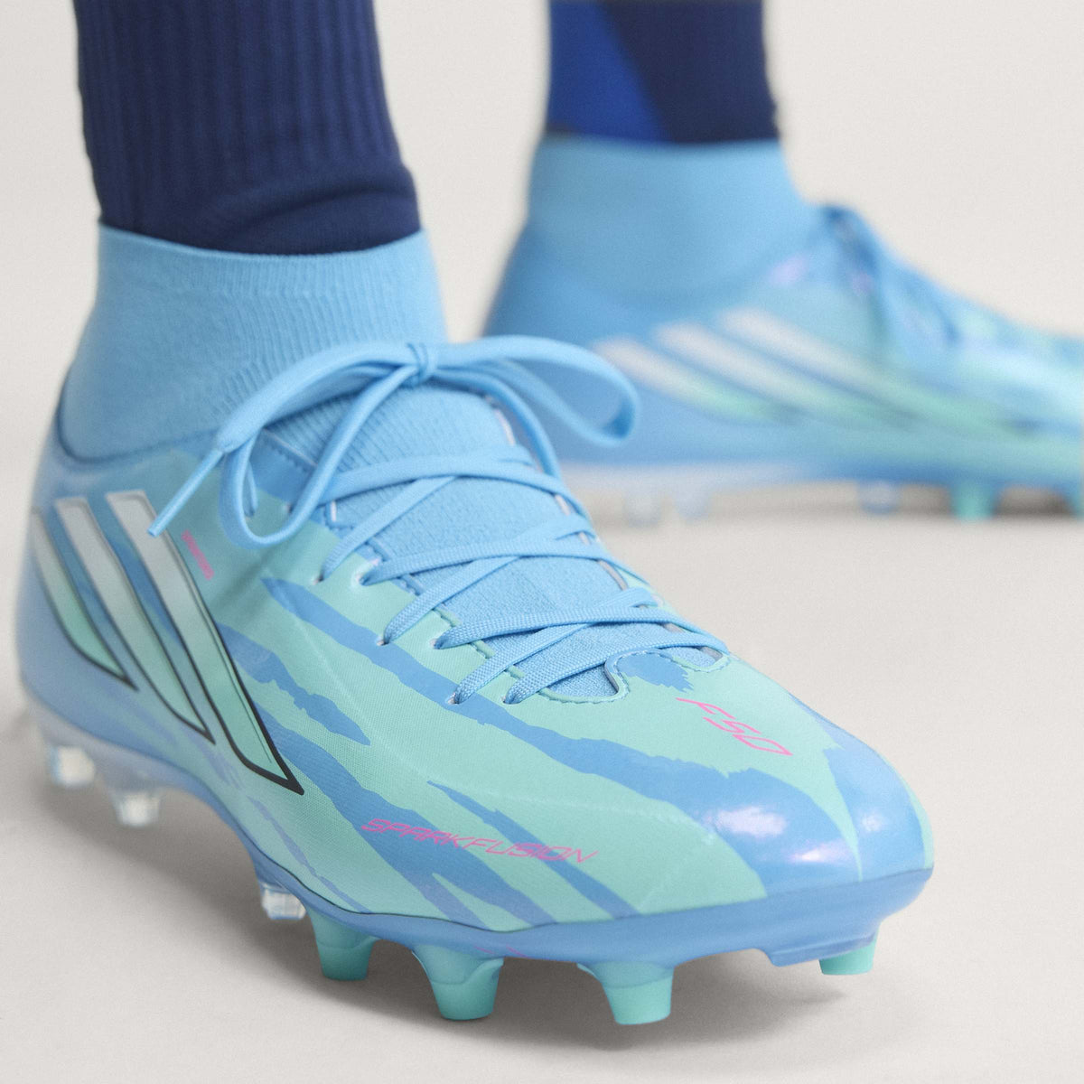 2026 New Arrival adidas F50 Sparkfusion League Mid Cut Firm Ground / Artificial Gras Men's Soccer Cleats - White/Pink wholesalehk.shop