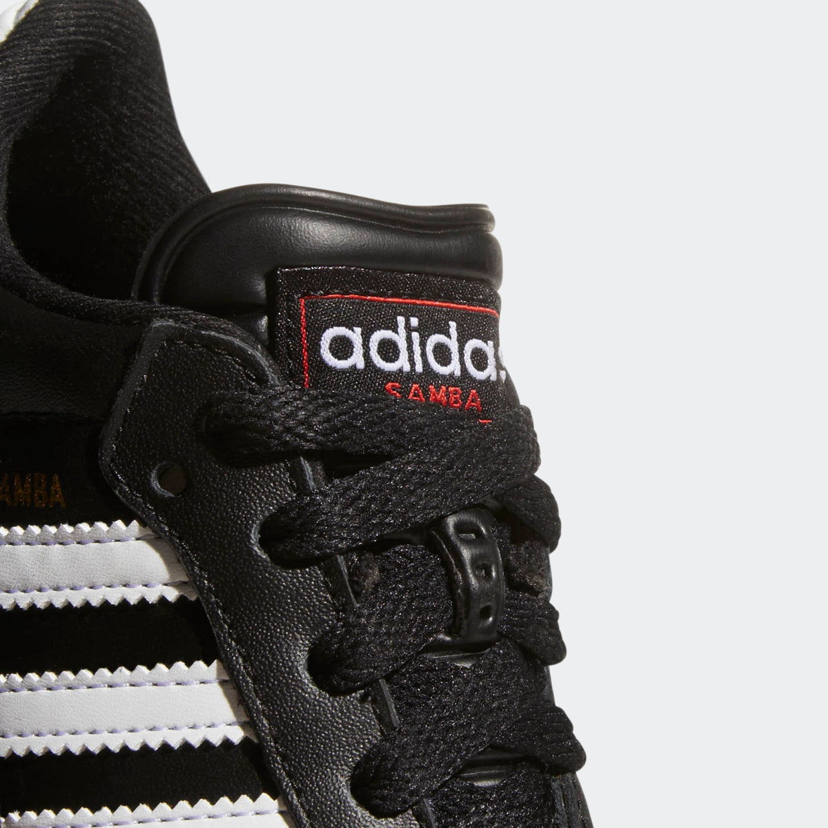 2026 New Arrival adidas Kids Samba Classic Indoor Shoes Black/White wholesalehk.shop