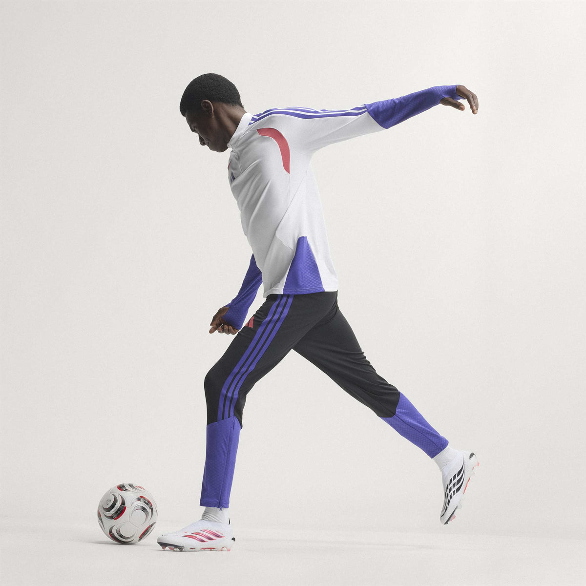 2026 New Arrival adidas Predator Elite Laceless Firm Ground Men's Soccer Cleats - White/SolarTurbo/Black wholesalehk.shop