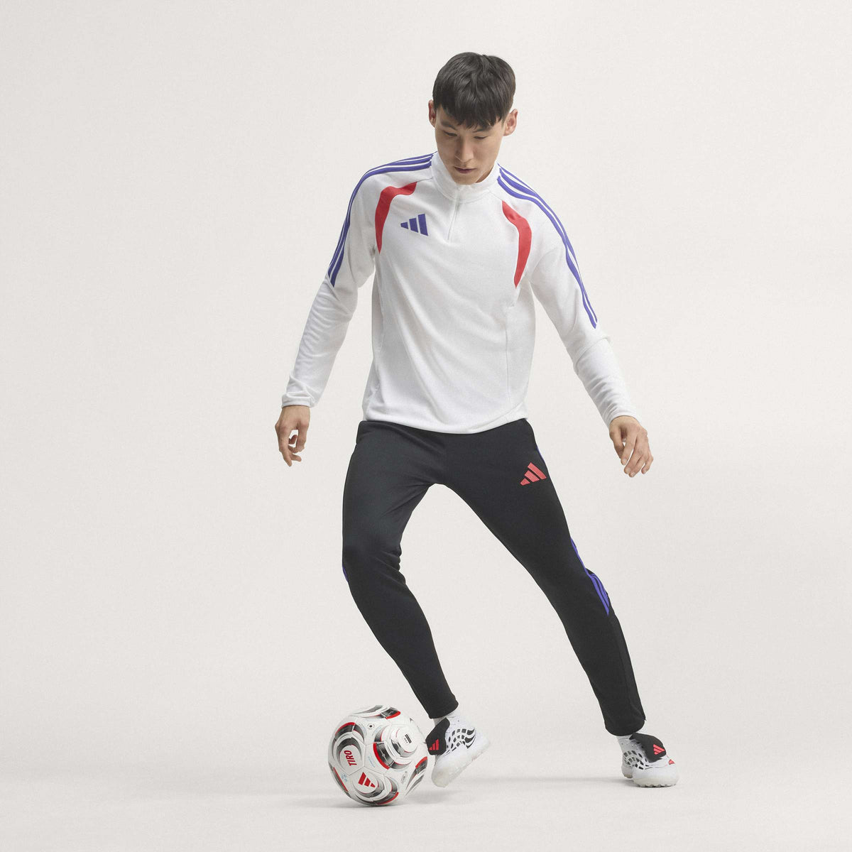 2026 New Arrival adidas Predator Pro Fold-Over Tongue Turf Men's Soccer Cleats - White/Black wholesalehk.shop