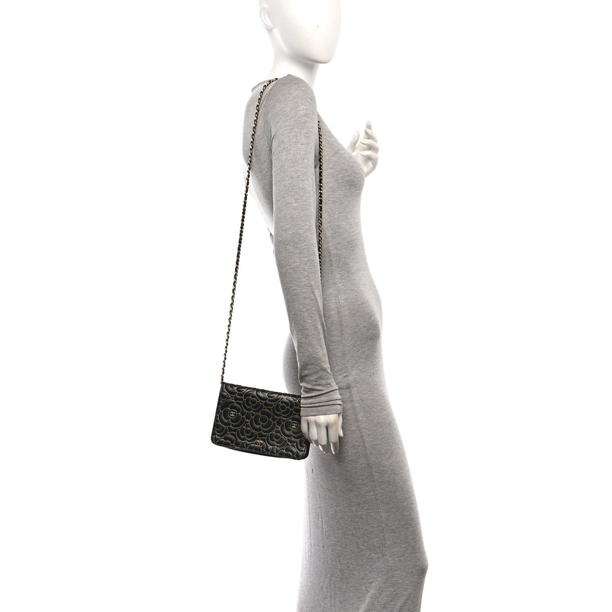 Lambskin Camellia Embossed Wallet On Chain WOC Black Gold wholesalehk.shop
