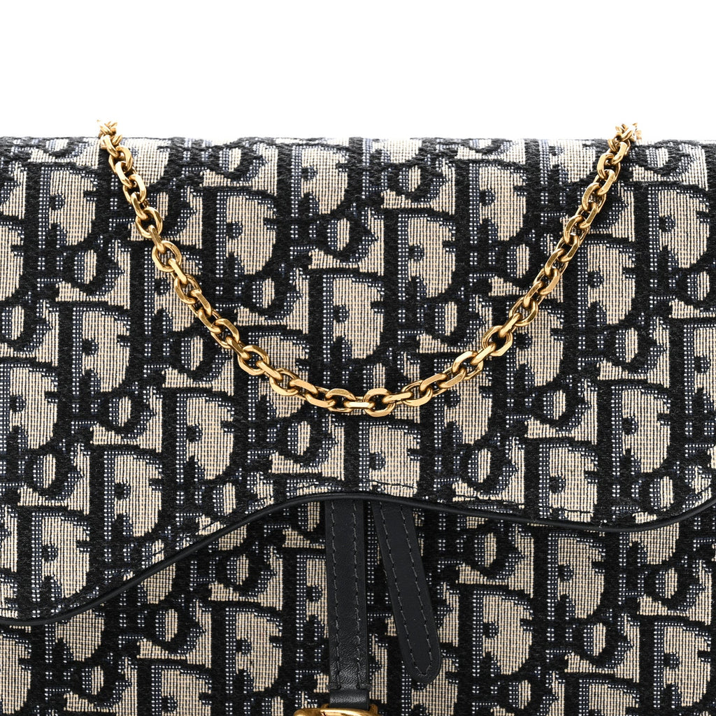 Oblique Saddle Chain Pouch Blue wholesalehk.shop