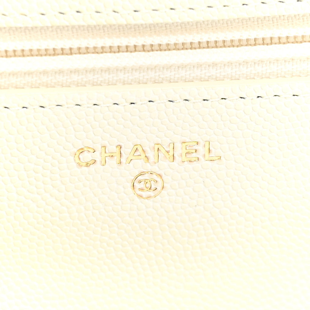 Caviar Quilted Wallet on Chain WOC White wholesalehk.shop