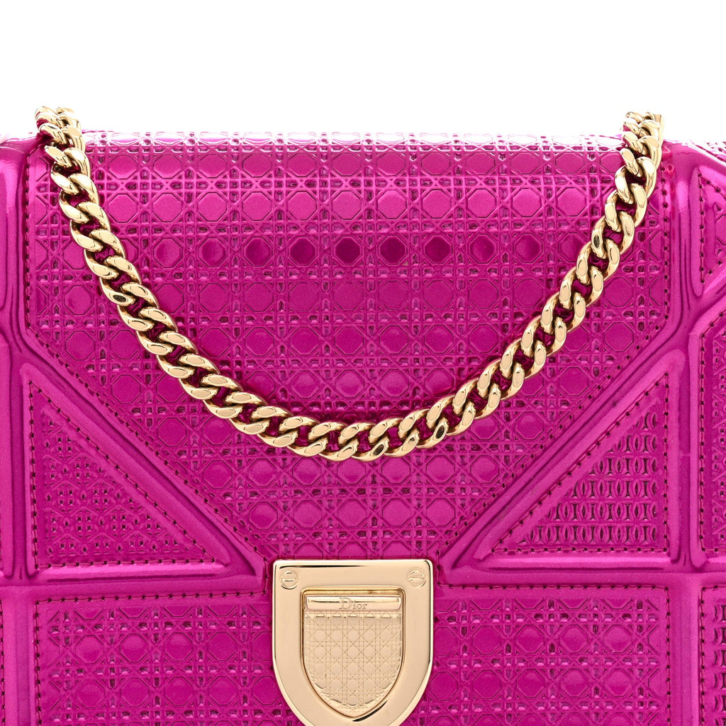 Metallic Patent Micro-Cannage Diorama Wallet on Chain Pouch Pink ¡§ Direct shipment via from wholesalehk.shop