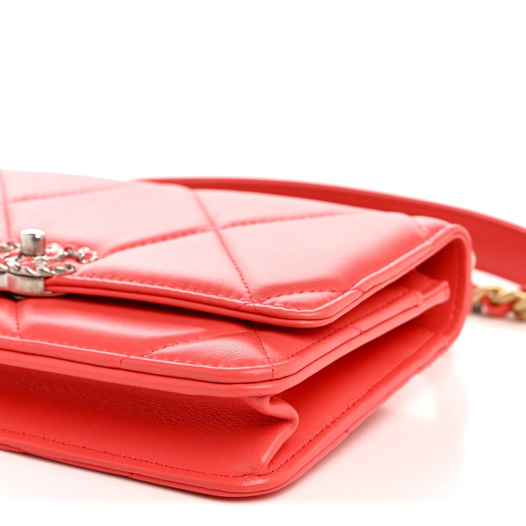 Lambskin Quilted Chanel 19 Wallet On Chain WOC Coral wholesalehk.shop