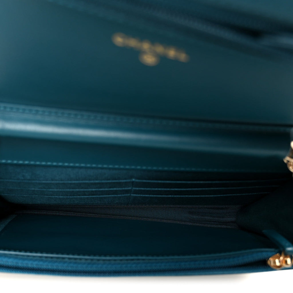 Caviar Quilted Boy Wallet On Chain WOC Blue wholesalehk.shop