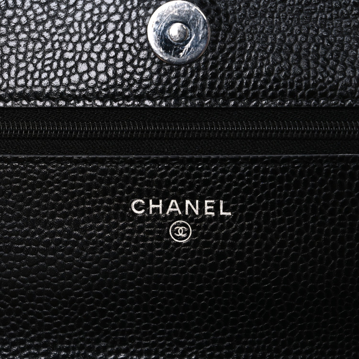 Caviar Quilted Wallet on Chain WOC Black wholesalehk.shop