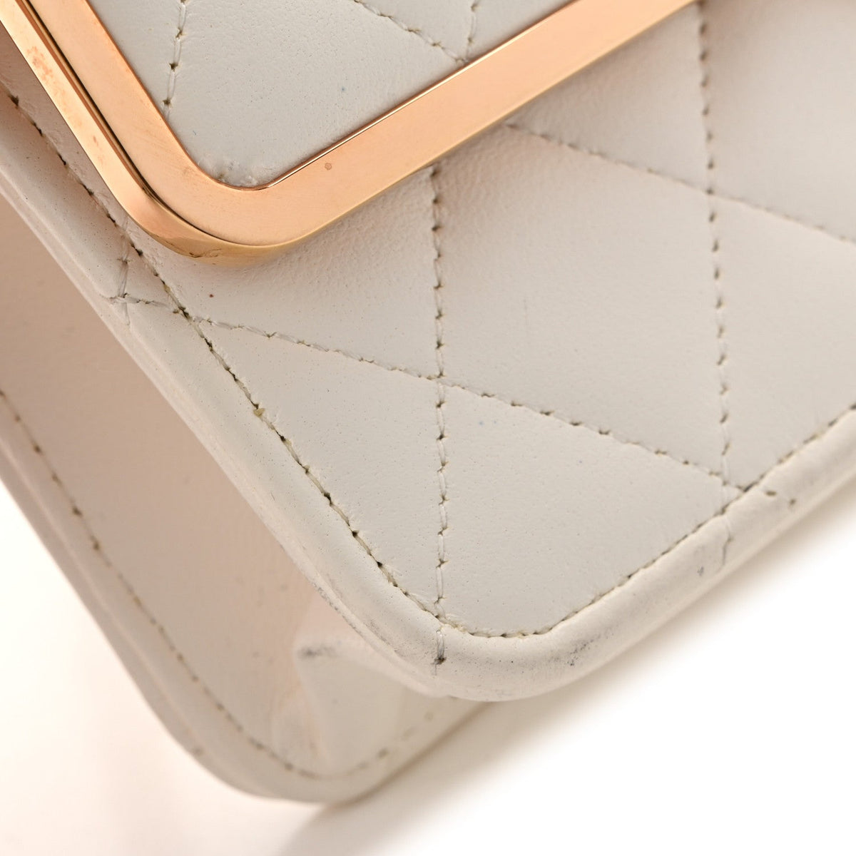 Lambskin Quilted Frame Wallet On Chain WOC White wholesalehk.shop