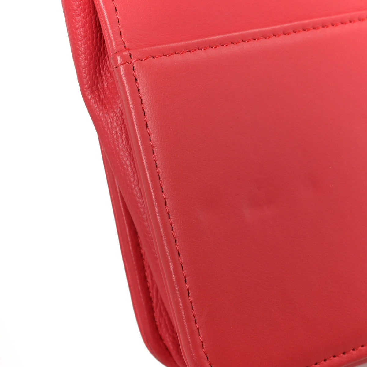 Caviar Quilted Boy Wallet On Chain WOC Dark Pink wholesalehk.shop