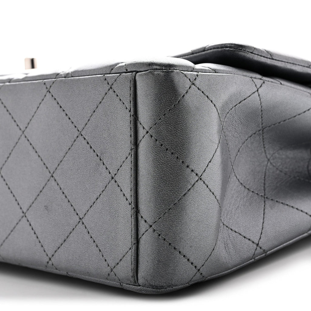 Metallic Lambskin Quilted Maxi Double Flap Pewter wholesalehk.shop