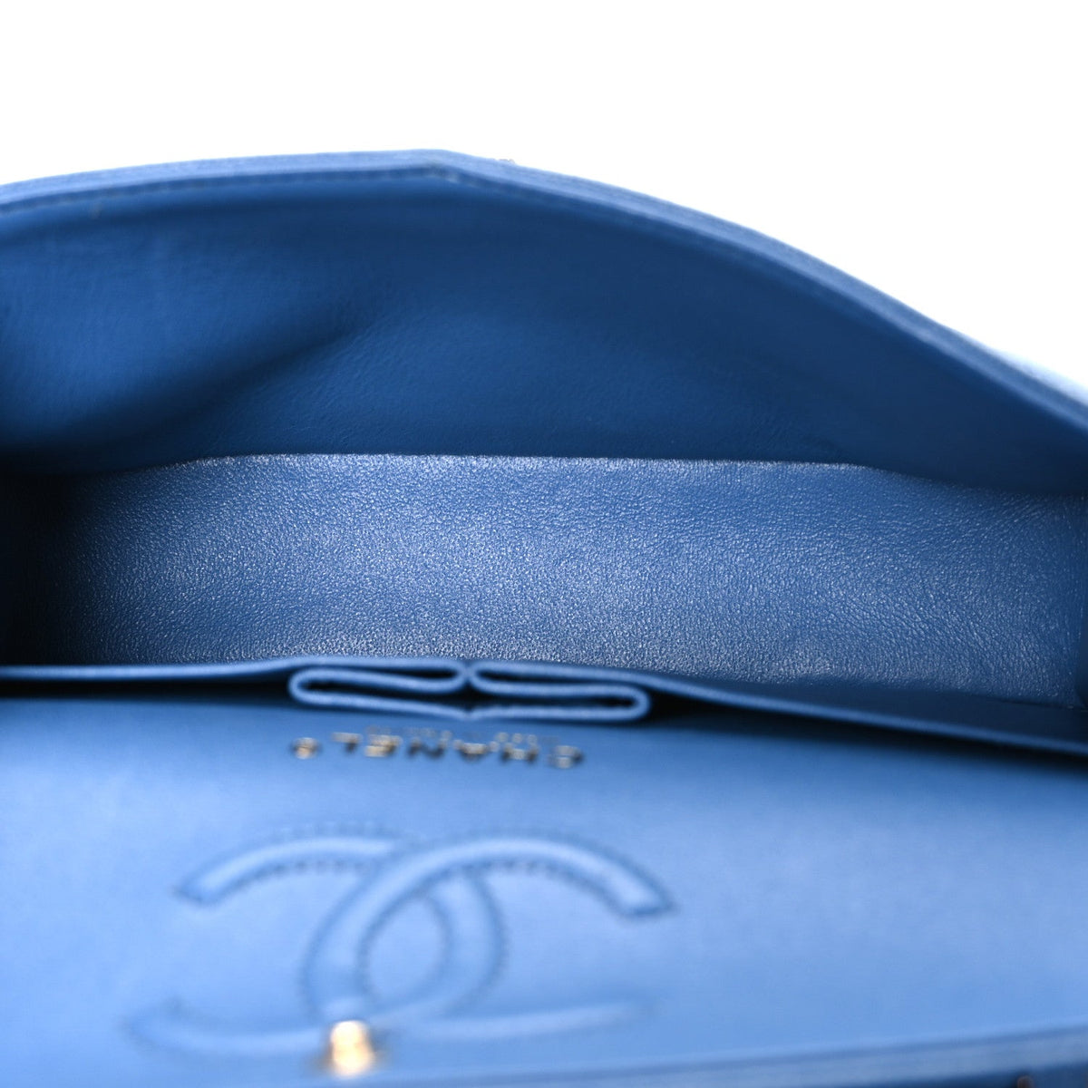 Caviar Quilted Medium Double Flap Blue wholesalehk.shop