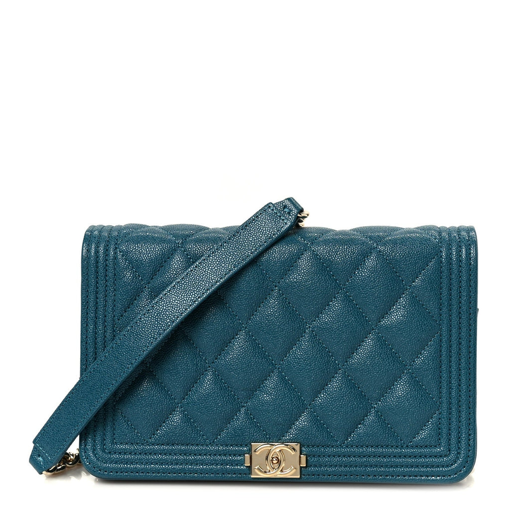 Caviar Quilted Boy Wallet On Chain WOC Blue wholesalehk.shop