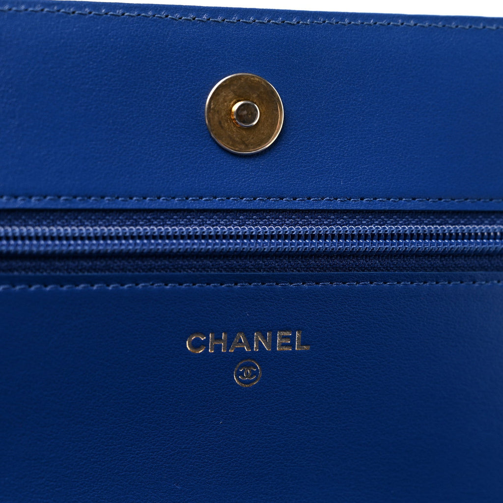 Caviar Quilted Boy Wallet On Chain WOC Dark Blue wholesalehk.shop