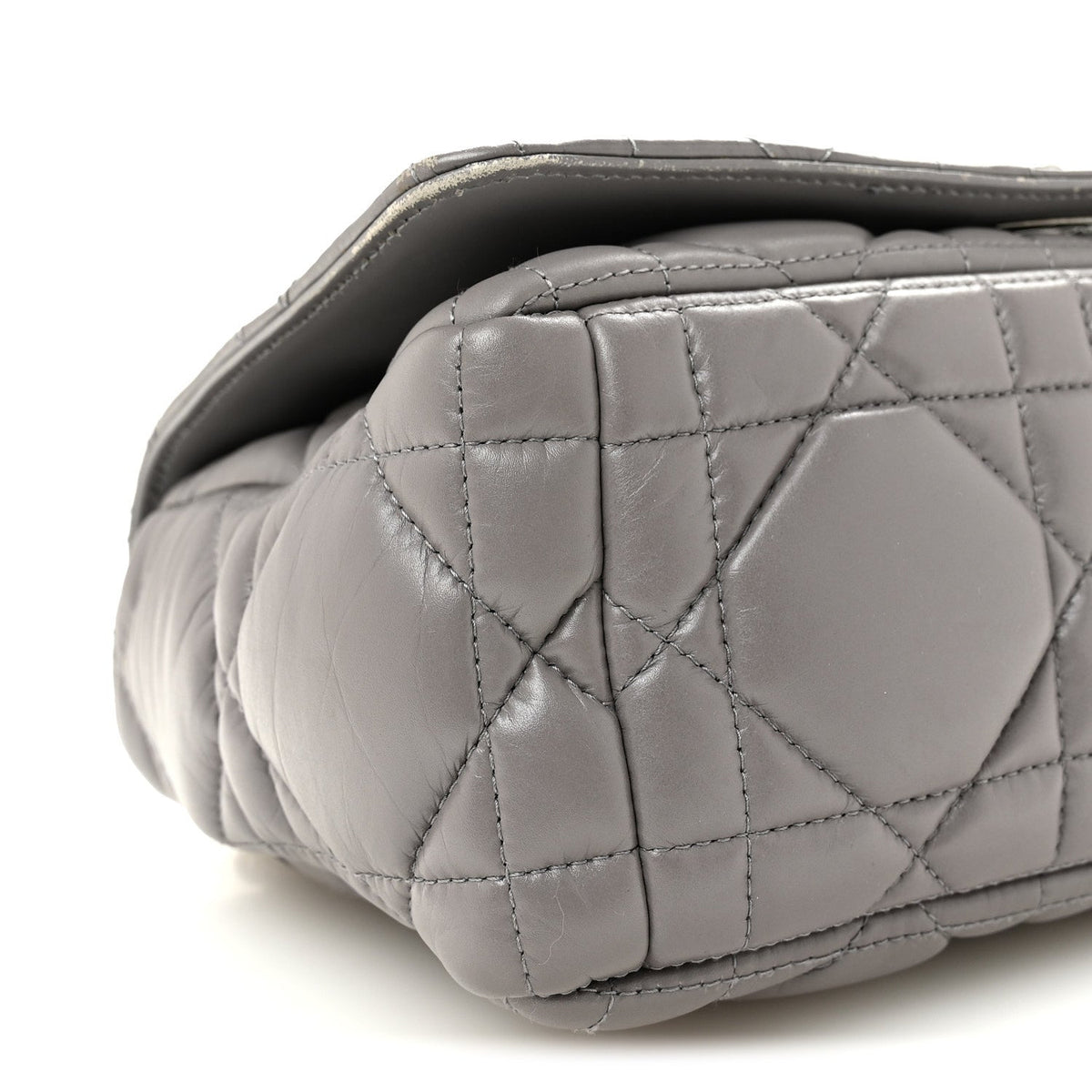 Calfskin Macrocannage Medium Caro Bag Iron Grey wholesalehk.shop
