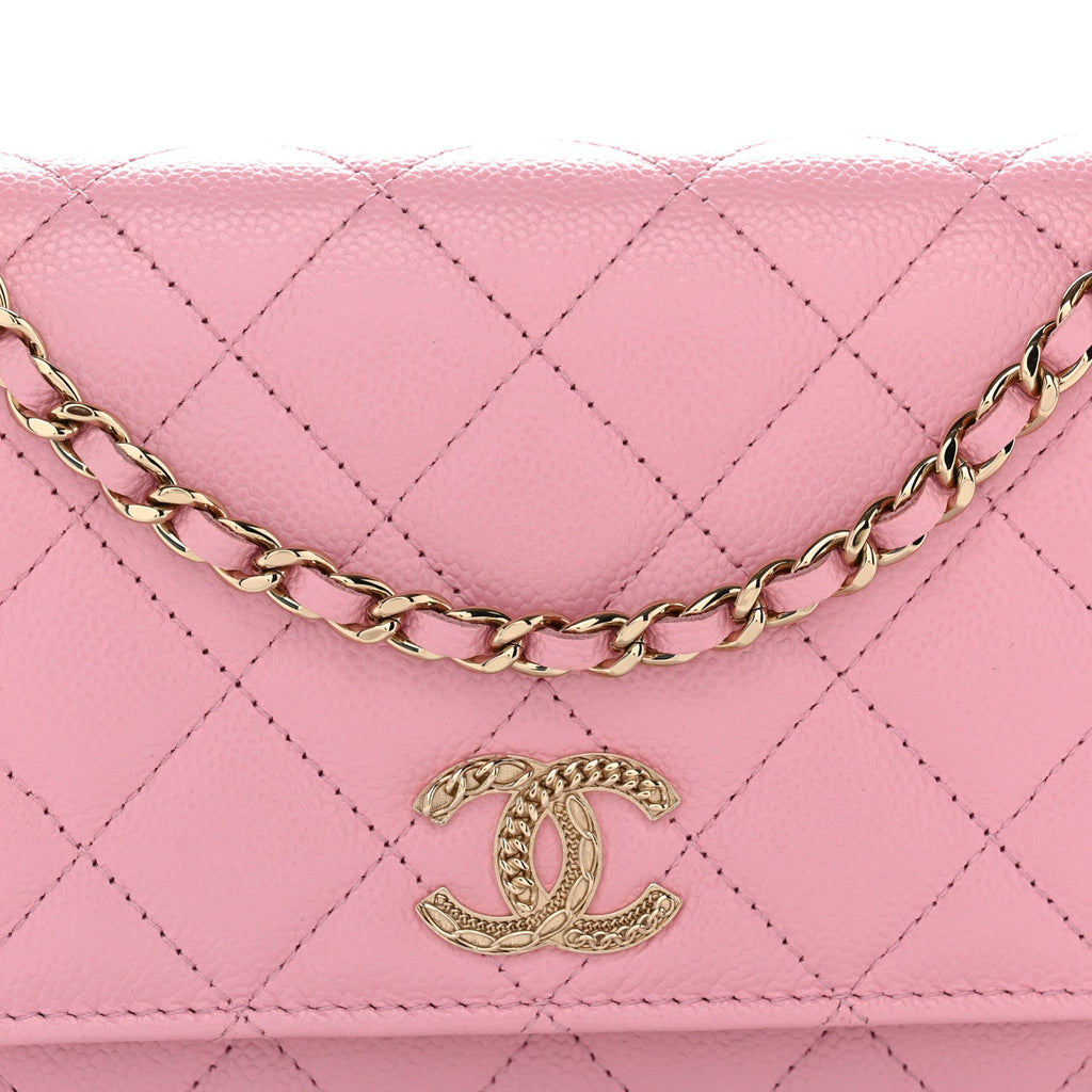 Caviar Quilted Multi Chain Wallet On Chain WOC Light Pink wholesalehk.shop