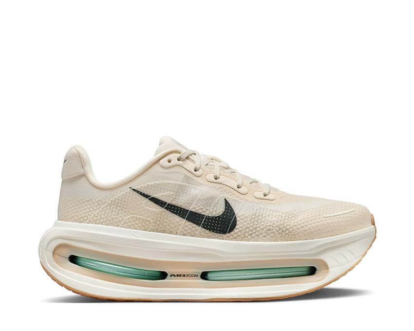 Nike Vomero Premium "Sanddrift"