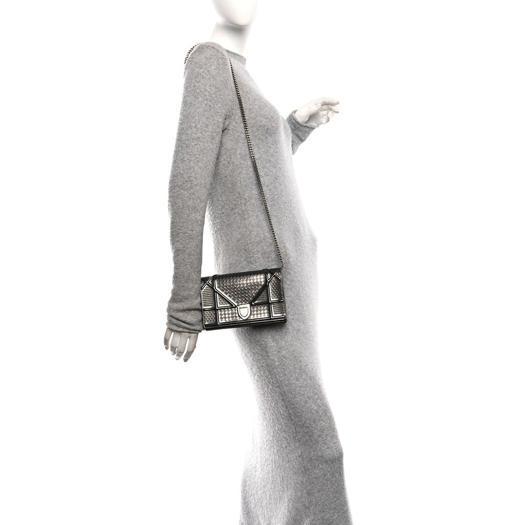 Metallic Patent Micro-Cannage Diorama Wallet on Chain Pouch Onyx Black ¡§ Direct shipment via from wholesalehk.shop