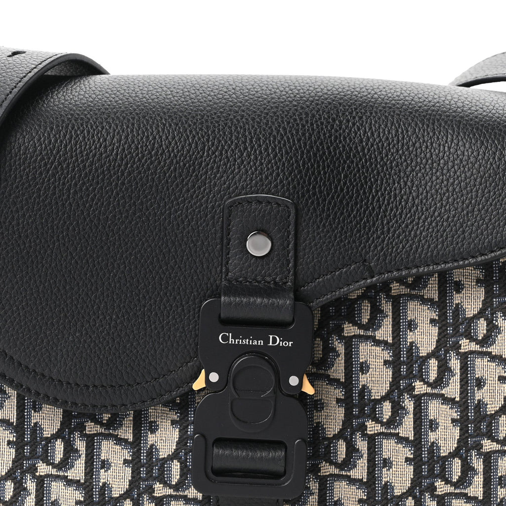 Oblique Jacquard Grained Calfskin Small Saddle Messenger Bag Beige Black wholesalehk.shop