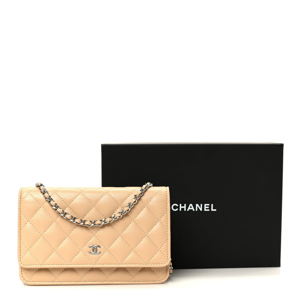 Caviar Quilted Wallet on Chain WOC Beige wholesalehk.shop