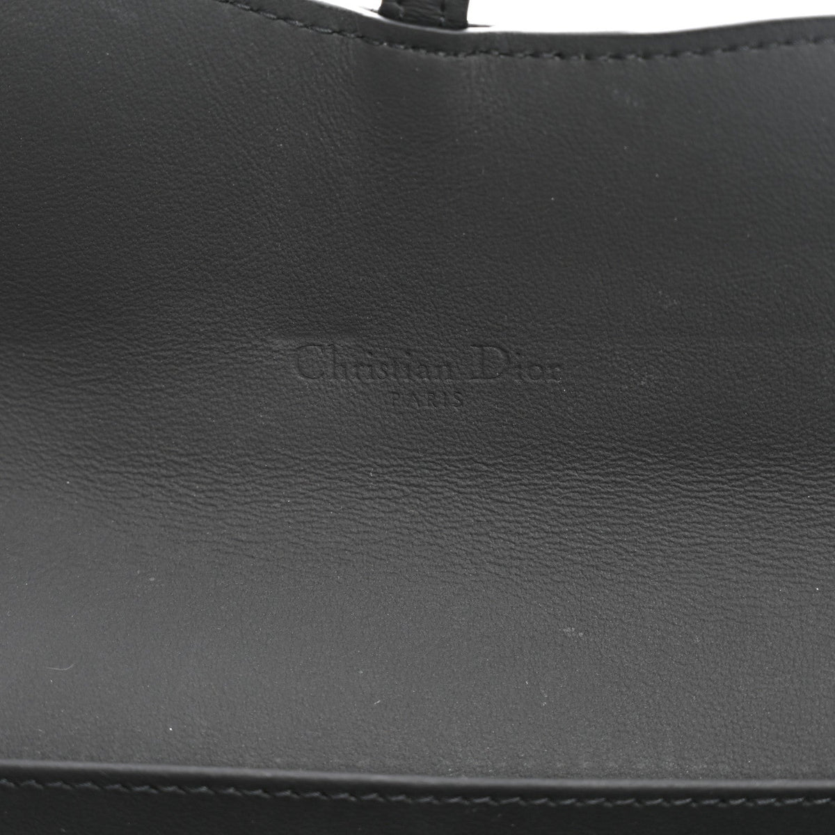 Ultra Matte Calfskin Saddle Chain Wallet Pouch Black wholesalehk.shop