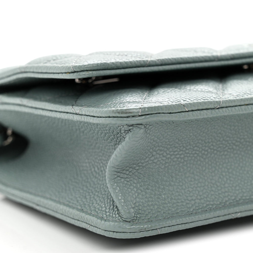 Caviar Quilted Wallet on Chain WOC Light Blue wholesalehk.shop
