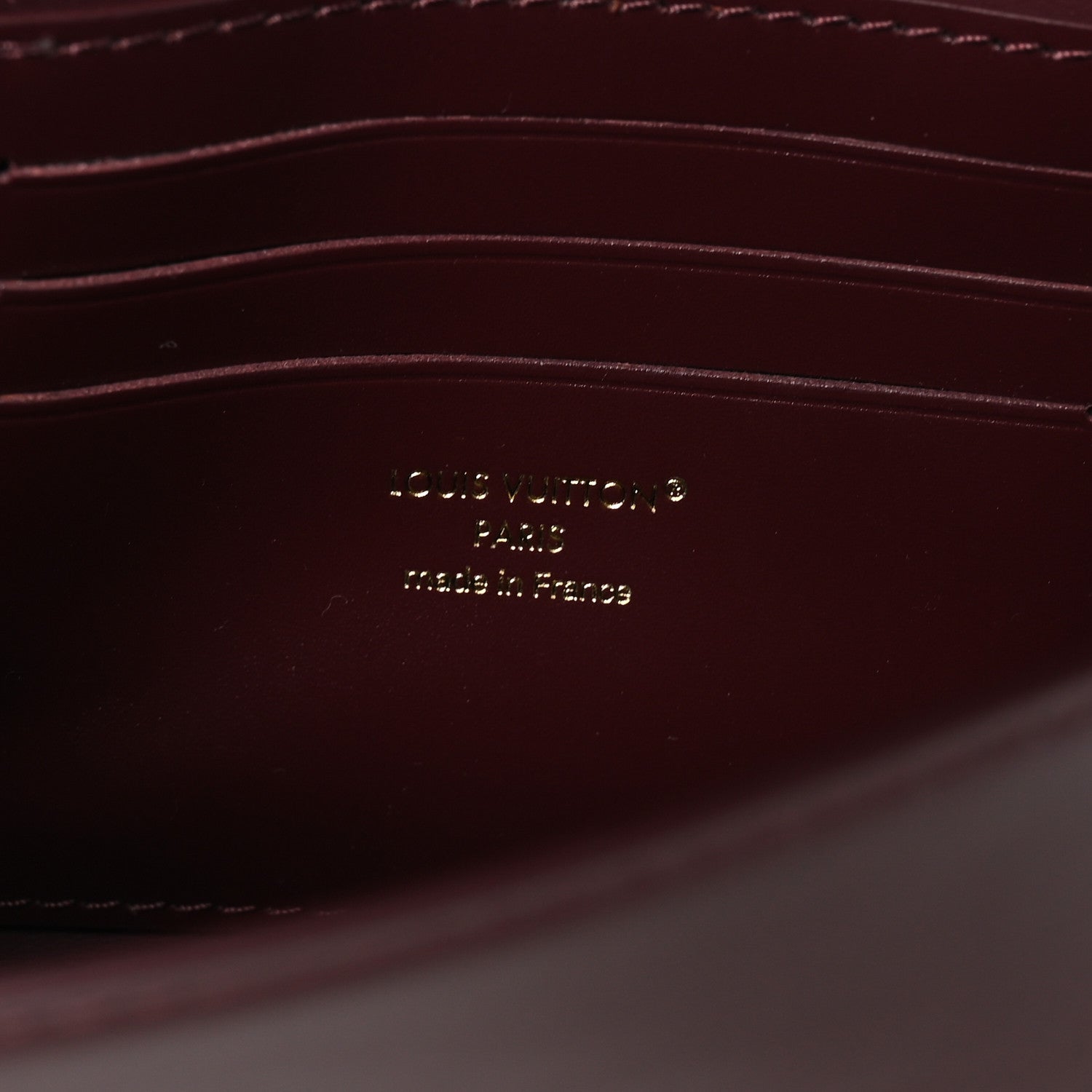 Calfskin LV Wallet On Chain Capucines Garnet £¨ Direct shipment via from wholesalehk.shop