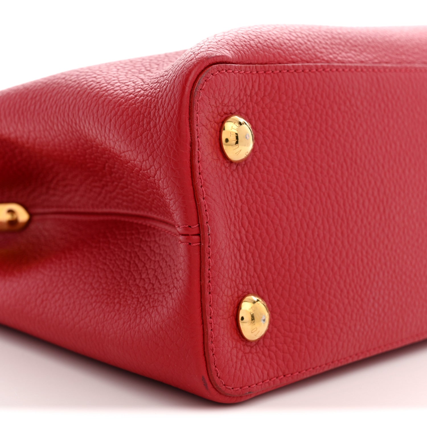 Taurillon Capucines PM Rubis £¨ Direct shipment via from wholesalehk.shop