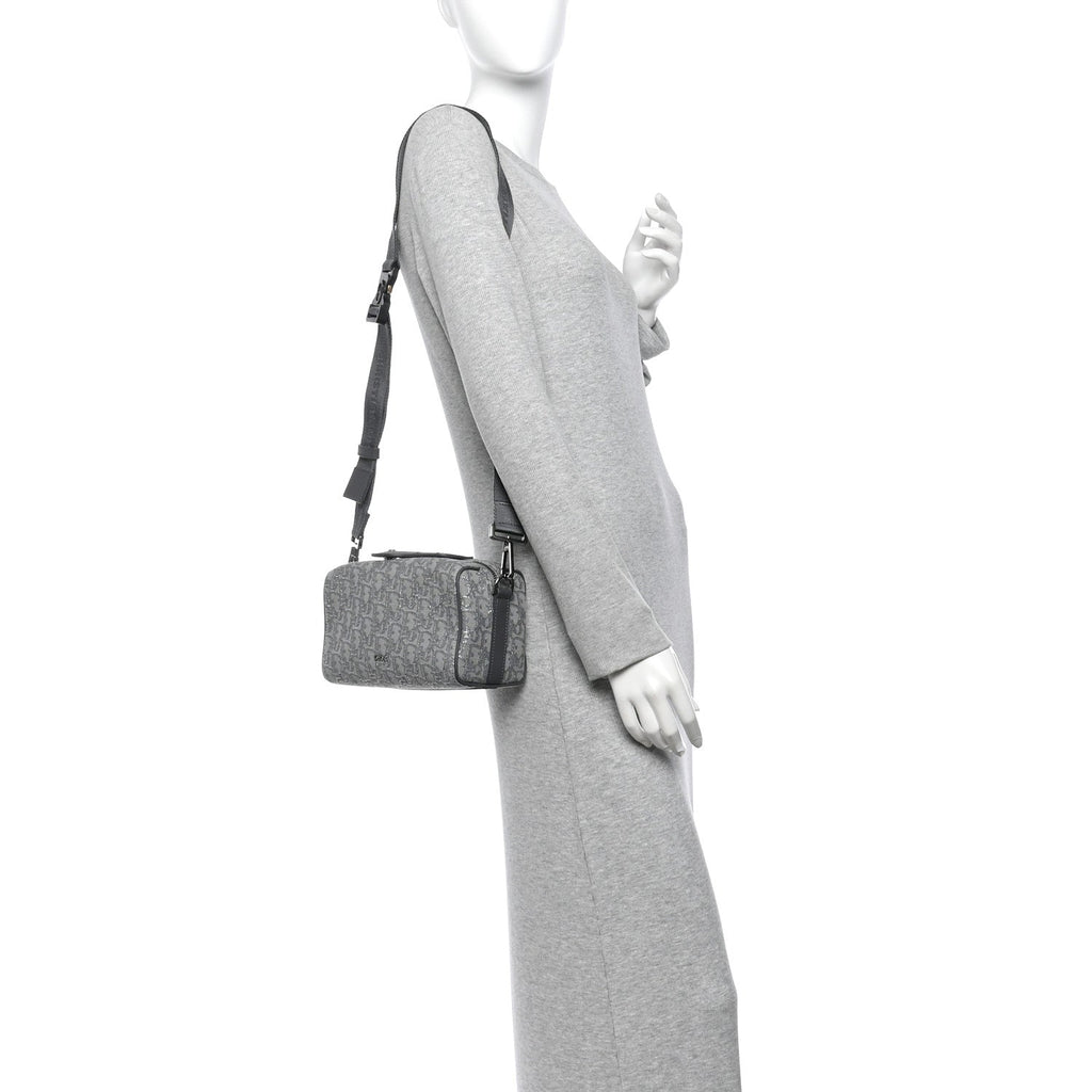 Oblique Jacquard Lingot 22 Bag Silver wholesalehk.shop
