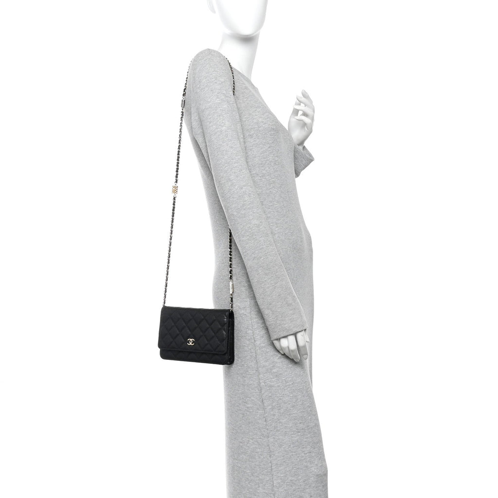 Caviar Quilted Wallet With Charms On Chain WOC Black wholesalehk.shop