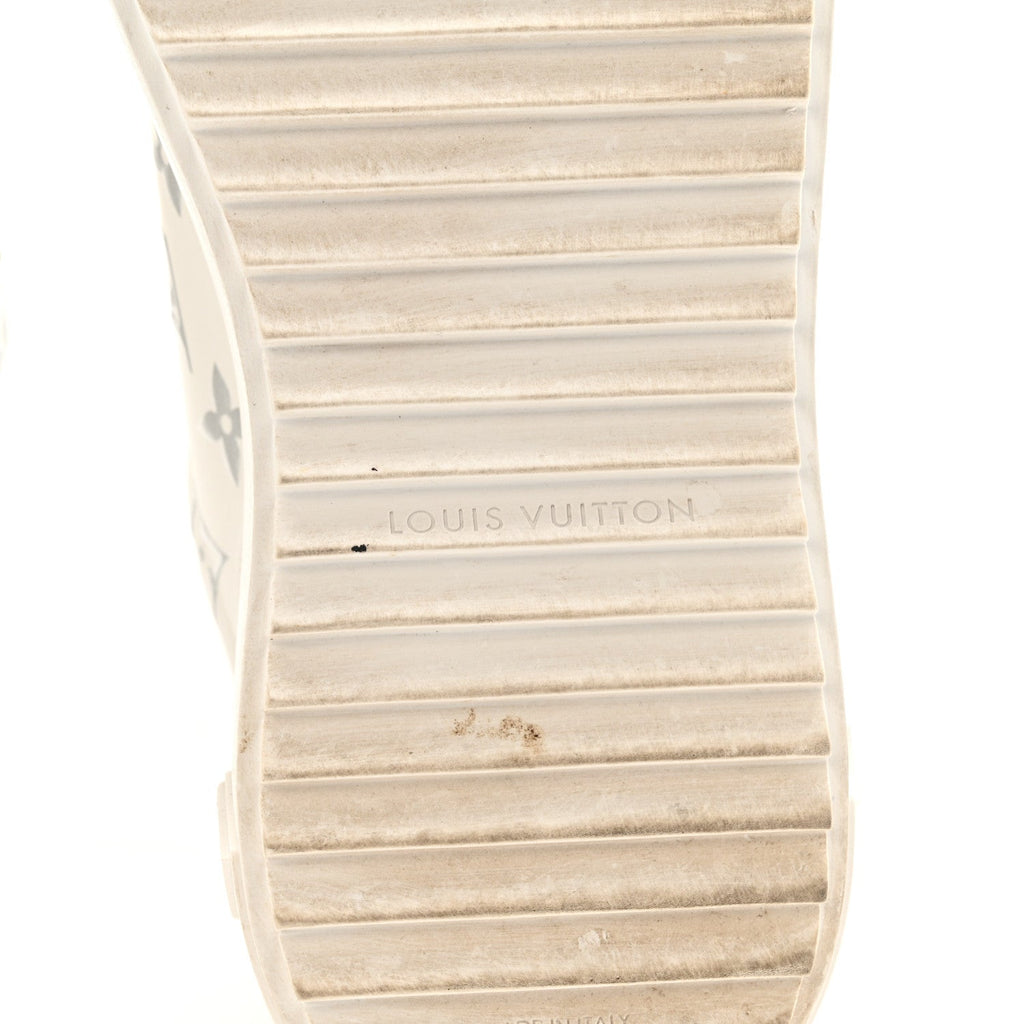 Calfskin Monogram Debossed Time Out Sneakers 38 White Silver £¨ Direct shipment via from wholesalehk.shop