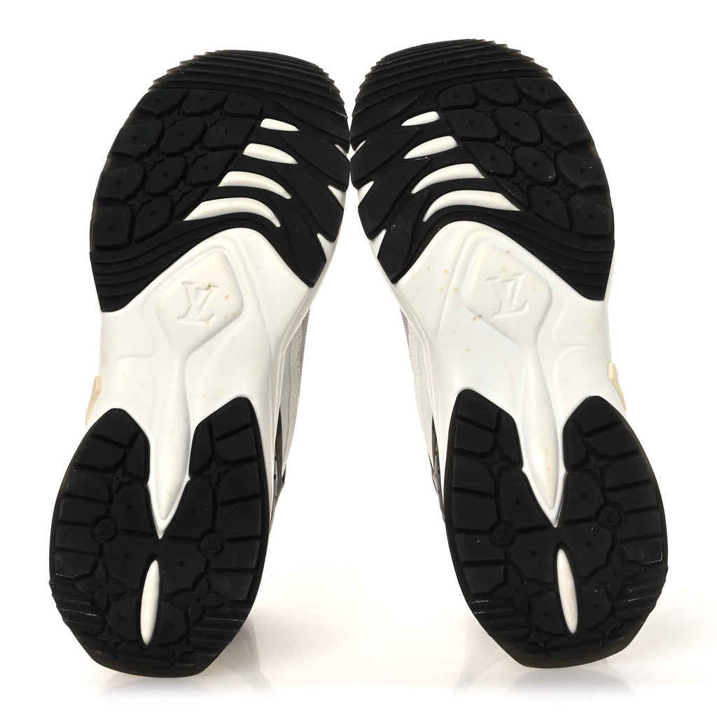 Monogram Calfskin Run 55 Sneakers 38 White £¨ Direct shipment via from wholesalehk.shop