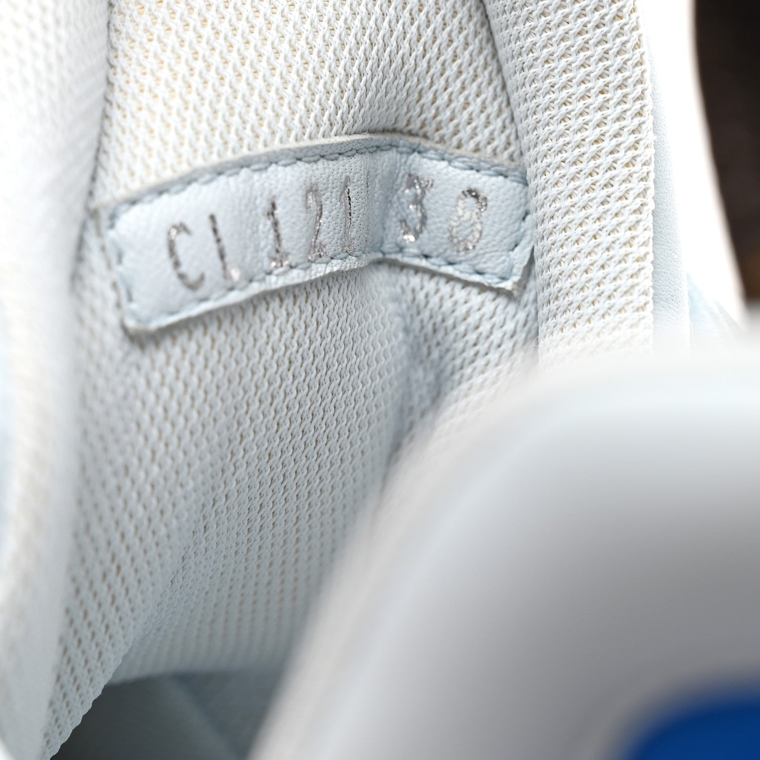 Calfskin LV Archlight Gradient Sneakers 38 Light Blue £¨ Direct shipment via from wholesalehk.shop